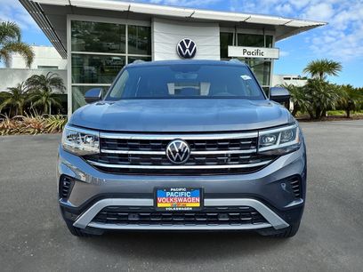 Used 2023 Volkswagen Atlas Cross Sport SE w/ Panoramic Sunroof Package