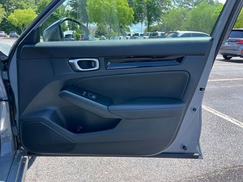 Certified 2025 Honda Civic Sport image 28