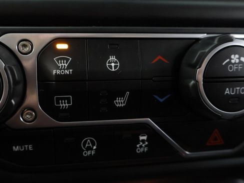 Used 2022 Jeep Wrangler Unlimited Sport image 46