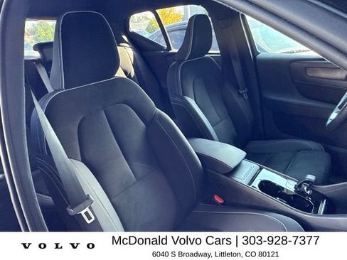 Used 2023 Volvo XC40 Recharge Ultimate w/ Protection Package Premier AWD/4WD image 7