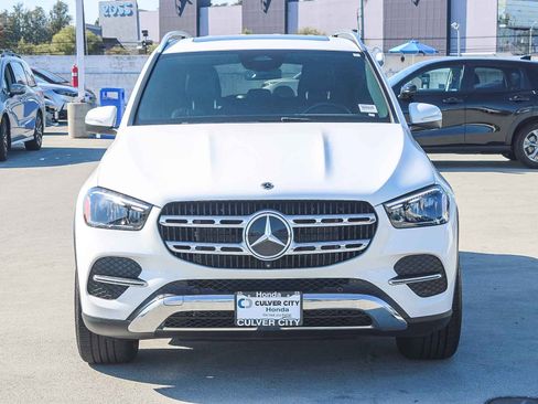 Used 2024 Mercedes-Benz GLE 450e 4MATIC image 2