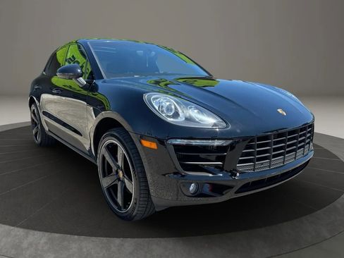 Used 2016 Porsche Macan S AWD/4WD image 4