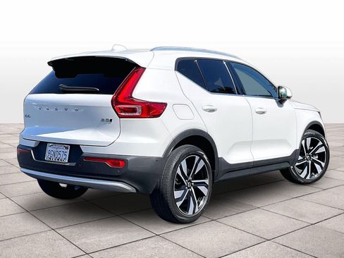 Used 2023 Volvo XC40 B5 Ultimate w/ Protection Package Premier AWD/4WD image 16