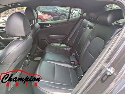 Used 2020 Kia Stinger GT-Line RWD image 17