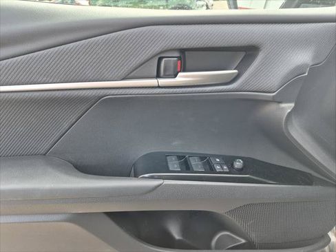 Certified 2025 Toyota Camry SE FWD image 14