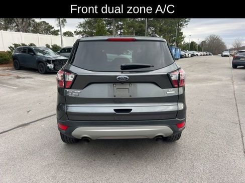 Used 2018 Ford Escape SE image 4