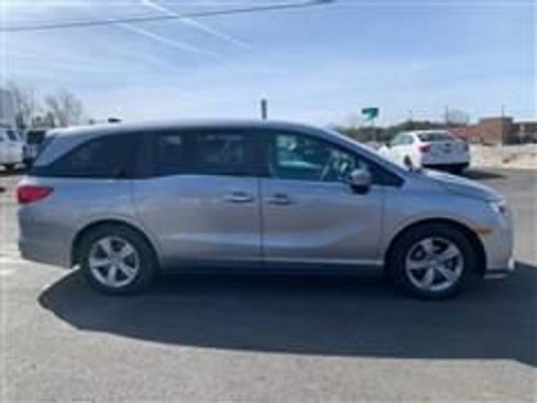 Used 2018 Honda Odyssey EX-L image 3