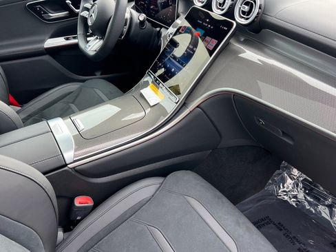 Used 2025 Mercedes-Benz GLC 63 AMG S image 35