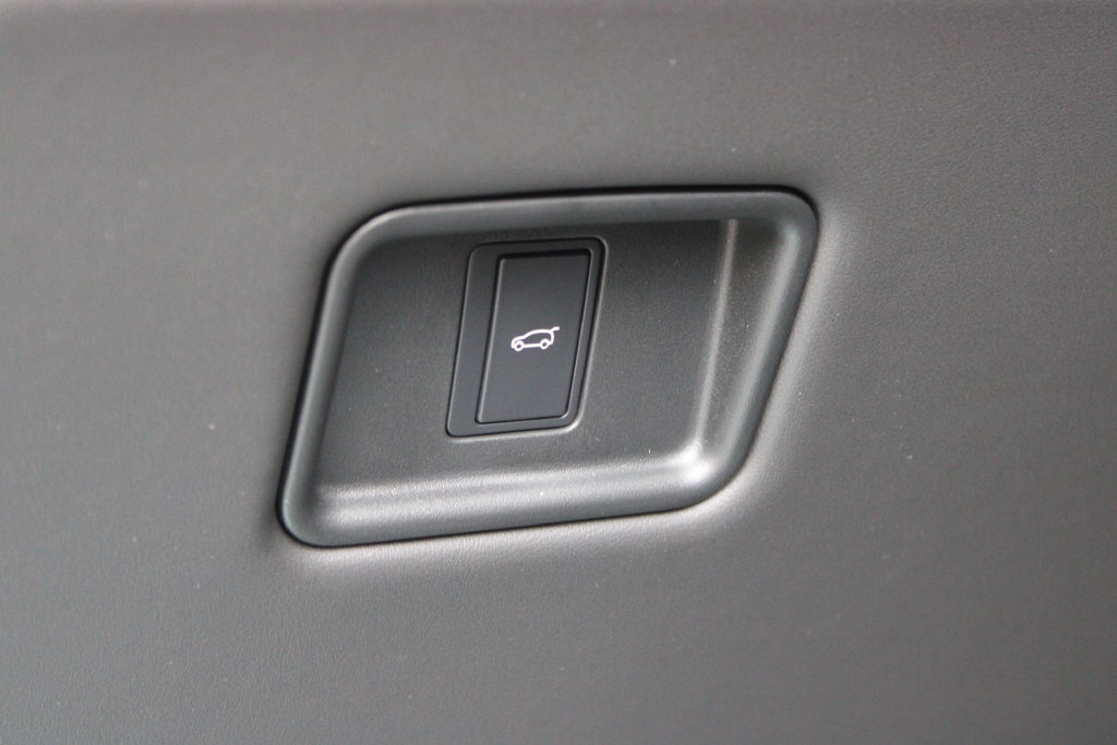 New 2027 Land Rover Range Rover Sport SE AWD/4WD image 27