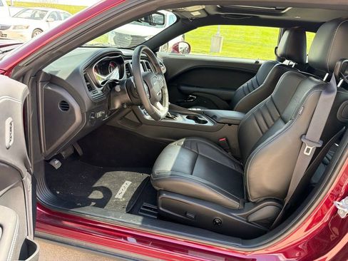 Used 2023 Dodge Challenger SRT Hellcat RWD image 9