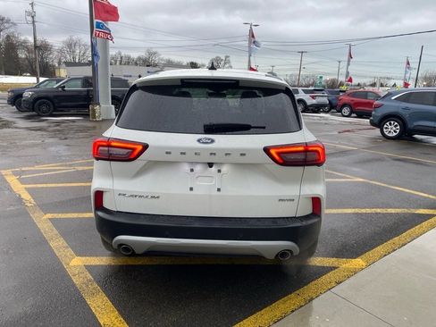 Used 2023 Ford Escape Platinum w/ Premium Technology Package image 4