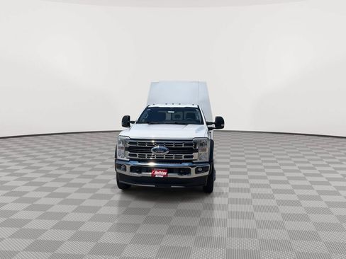 New 2025 Ford F550 4x4 SuperCab Super Duty image 31