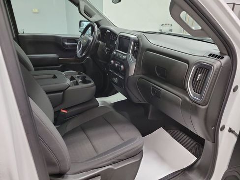 Used 2022 Chevrolet Silverado 1500 LT image 5