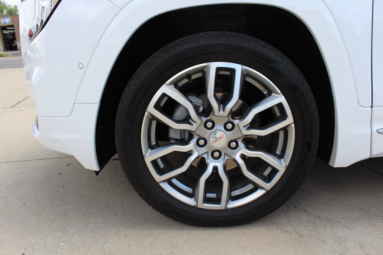Used 2024 GMC Terrain Denali w/ Denali Premium Package AWD/4WD image 41