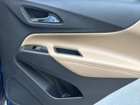 Used 2024 Chevrolet Equinox Premier image 27