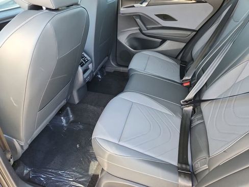 New 2026 Volkswagen Tiguan SE image 8