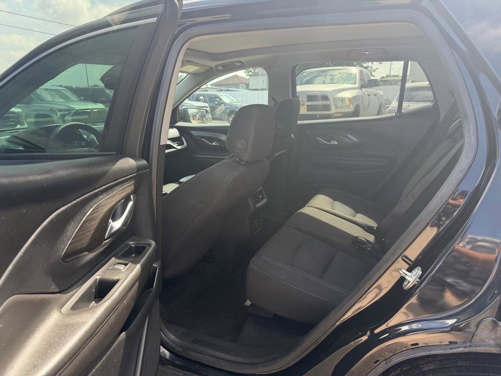 Used 2023 GMC Terrain SLE w/ Driver Convenience Package FWD image 12