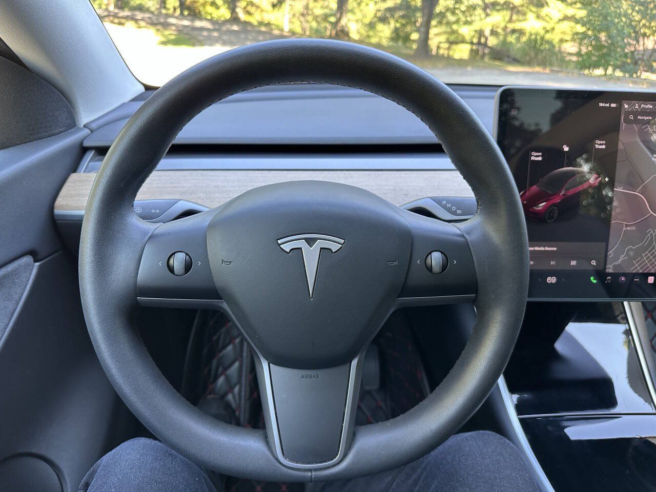 Used 2021 Tesla Model Y Long Range AWD/4WD image 28