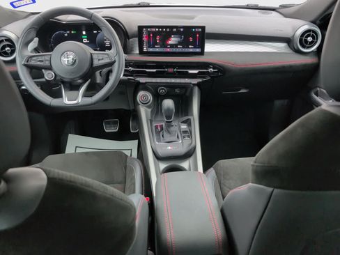 Used 2024 Alfa Romeo Tonale Veloce image 19