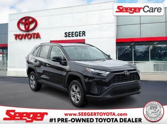Used 2025 Toyota RAV4 XLE video 1
