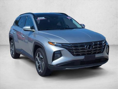 Used 2024 Hyundai Tucson Limited AWD/4WD image 3
