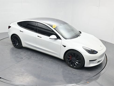 Used 2023 Tesla Model 3 Performance image 40