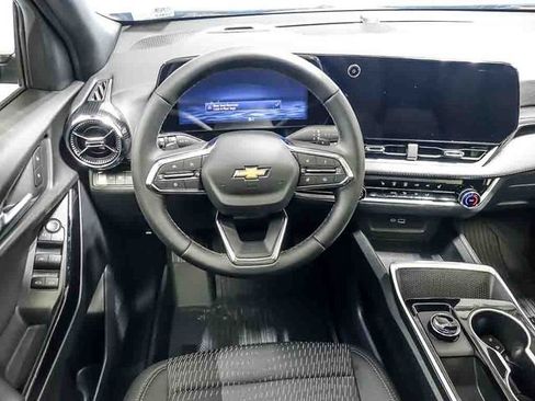 New 2026 Chevrolet Equinox LT w/ LPO, Floor Liner Package AWD/4WD image 13