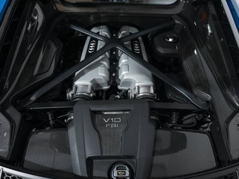 Used 2017 Audi R8 V10 plus image 19