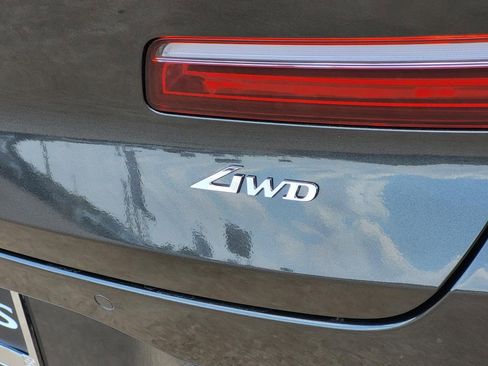 Used 2025 Genesis GV80 2.5T image 8