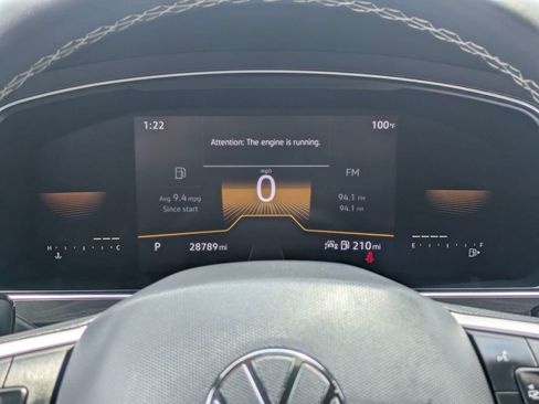 Used 2023 Volkswagen Tiguan SE R-Line FWD image 31