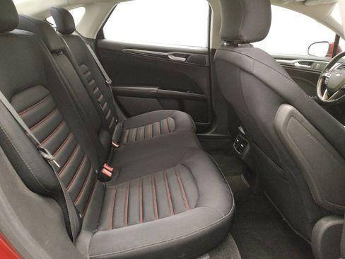 Used 2015 Ford Fusion SE w/ Equipment Group 201A image 19