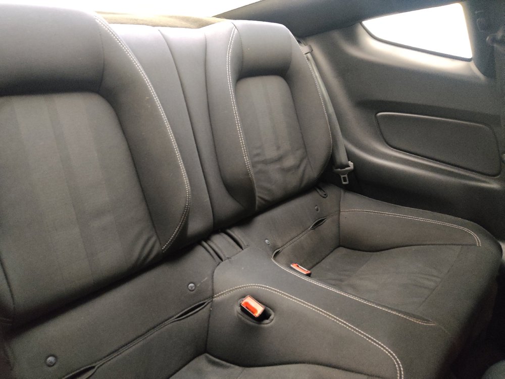 Used 2018 Ford Mustang Coupe RWD image 19