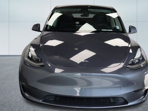 Used 2022 Tesla Model Y Performance AWD/4WD image 11