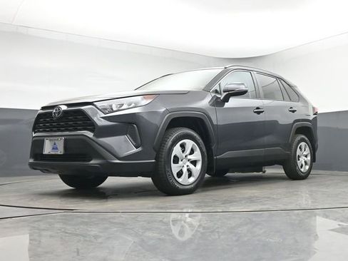 Used 2019 Toyota RAV4 LE w/ All Weather Liner Package AWD/4WD image 29