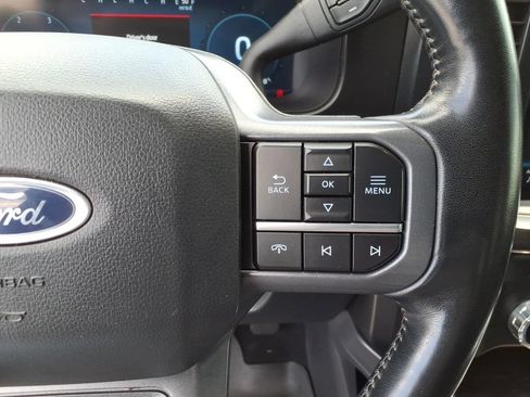 Used 2024 Ford F250 Lariat w/ Black Appearance Package AWD/4WD image 31