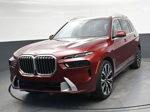 Used 2024 BMW X7 xDrive40i AWD/4WD image 10