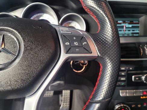 Used 2014 Mercedes-Benz C 250 Coupe image 27