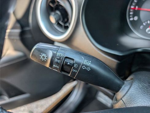 Used 2023 Kia Forte GT-Line w/ GT-Line Technology Package FWD image 22