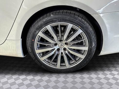 Used 2022 Maserati Quattroporte Modena image 31