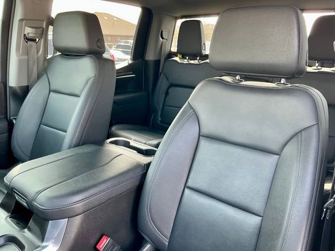 Used 2025 Chevrolet Silverado 1500 LTZ image 41