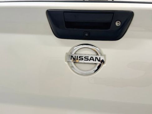 Used 2016 Nissan Titan PRO-4X image 13