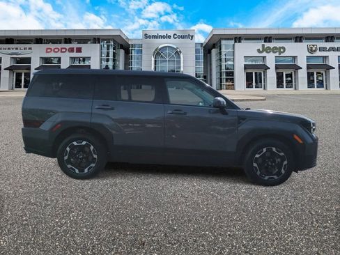 Used 2024 Hyundai Santa Fe SE image 9