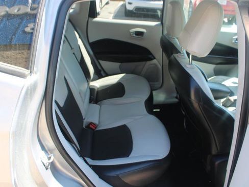 Used 2021 Jeep Compass Limited AWD/4WD image 10