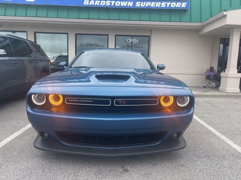 Used 2022 Dodge Challenger R/T w/ Plus Package RWD image 3