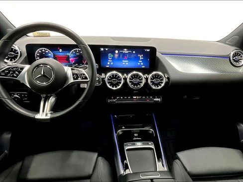 Certified 2025 Mercedes-Benz GLA 250 image 15