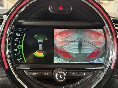 Used 2018 MINI Cooper Clubman FWD image 15