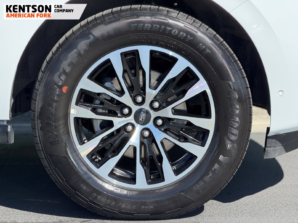 Used 2025 Ford Expedition Max Platinum AWD/4WD image 12