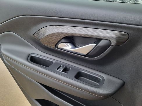 Used 2020 GMC Terrain SLT w/ Preferred Package image 18