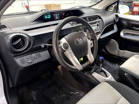 Used 2013 Toyota Prius C Two FWD image 18