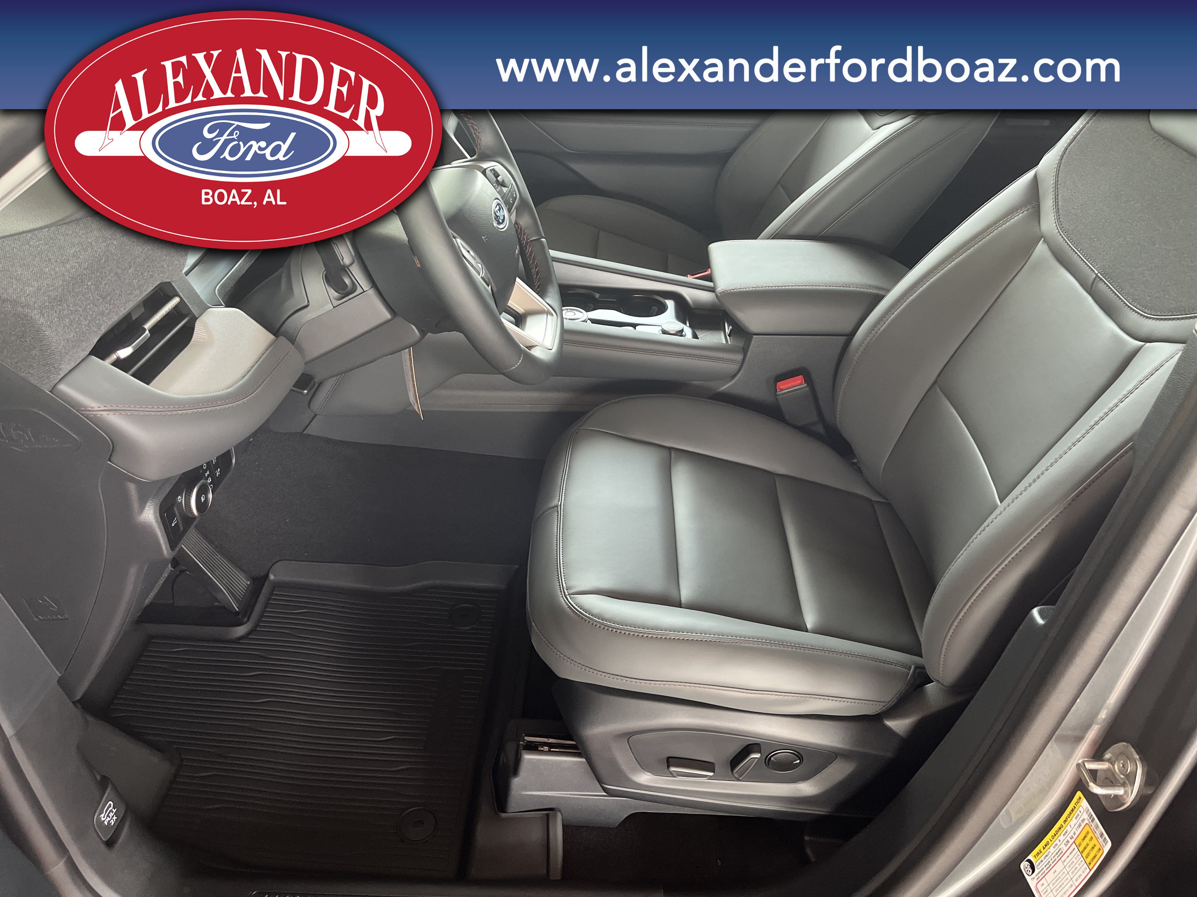 New 2026 Ford Explorer Active w/ Active Comfort Package RWD image 9